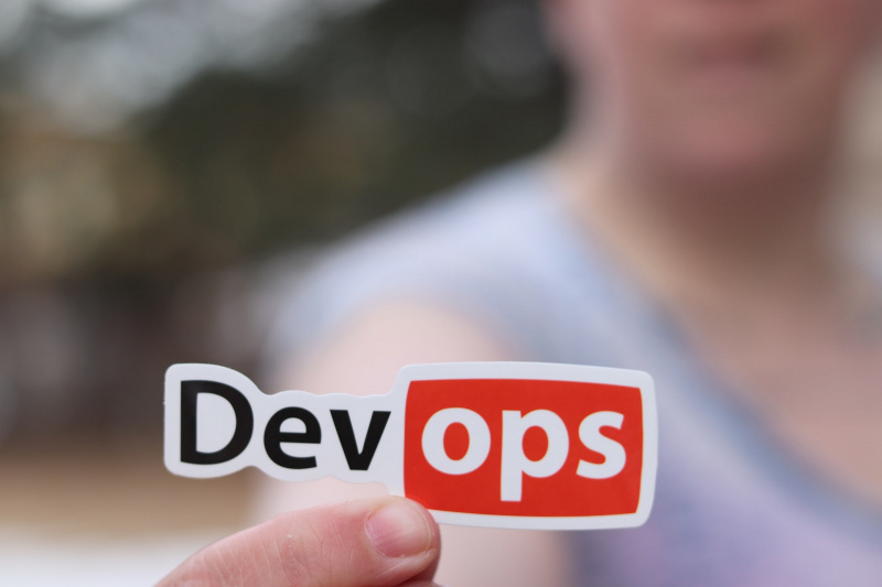 O que é DevOps e como adotar esse modelo na empresa?